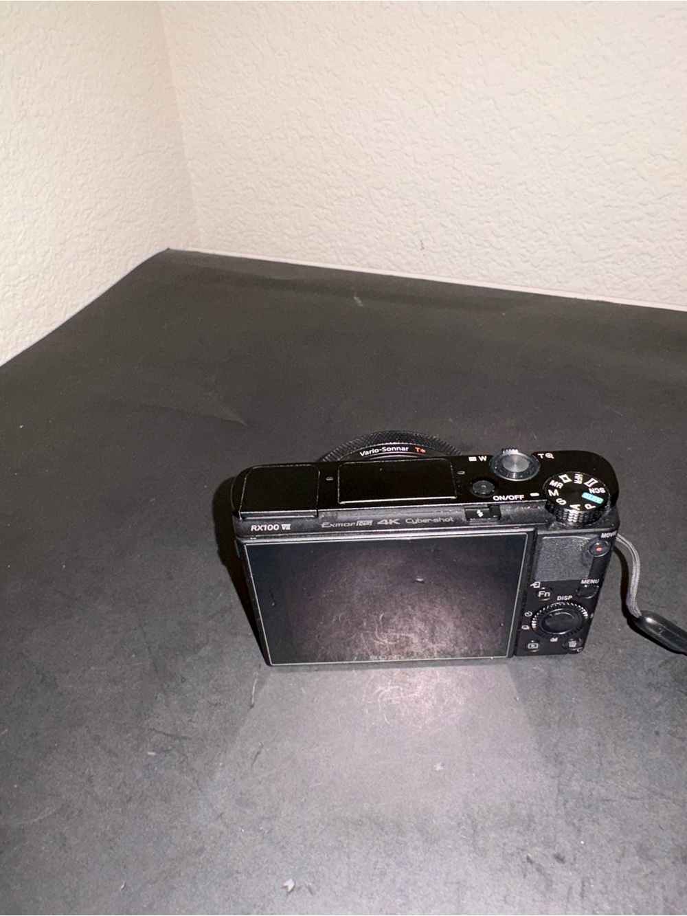 Sony RX100 VII Bundle - Picture 2 of 3